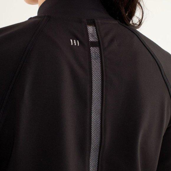 Lululemon Om Me Home Jacket - EUC Like New - 6 - Picture 3 of 8